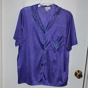 Vintage Ladies Carriage Court Pajama Top
